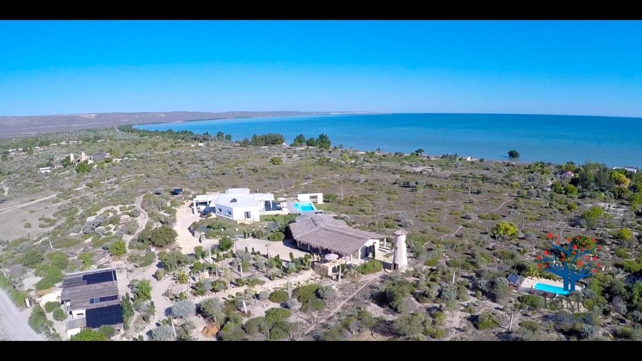 Villa Claire Toliara Exterior photo