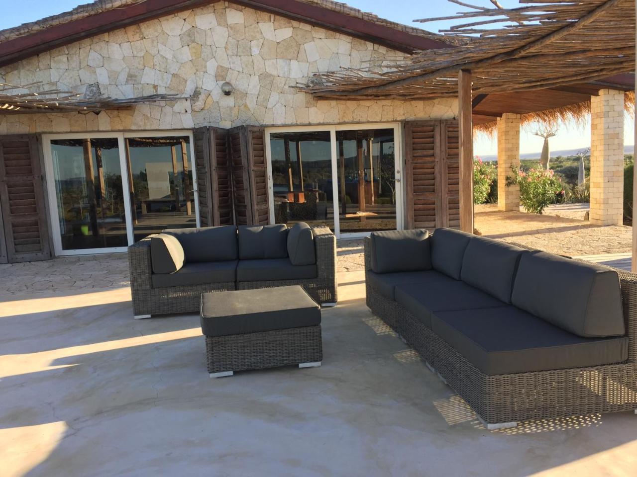 Villa Claire Toliara Exterior photo